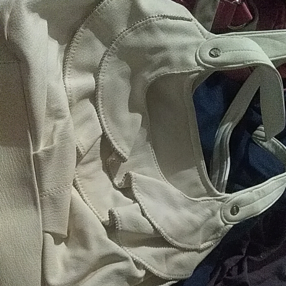 Purse - Picture 1 of 1